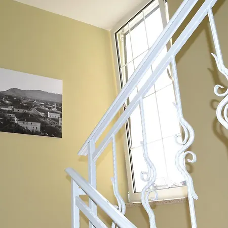 Open Doors Bed & Breakfast Shkoder Exterior photo