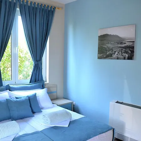 Open Doors Bed & Breakfast Shkoder Exterior photo